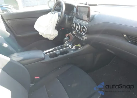 2021 Nissan Sentra Sv Xtronic Cvt z USA, uszkodzony, nr VIN 3N1AB8CV2MY233137